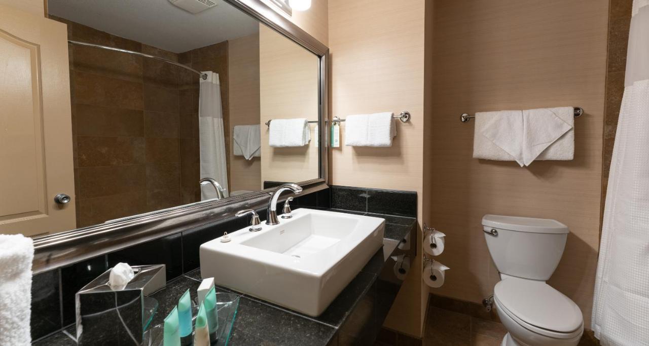 Prestige Inn Golden Eksteriør bilde